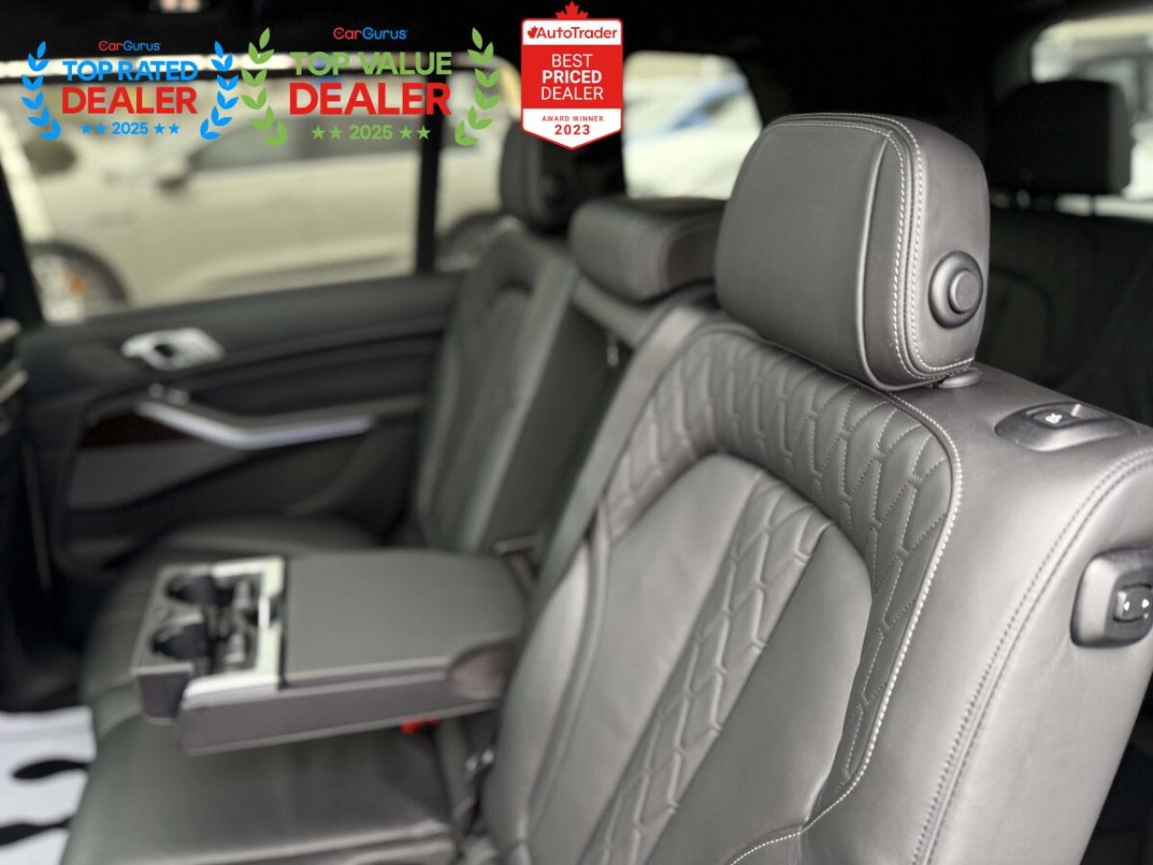 2019 BMW X7 M50i | INDIVIDUAL LINE | SKY LOUNGE | FULLY LOADED Photo