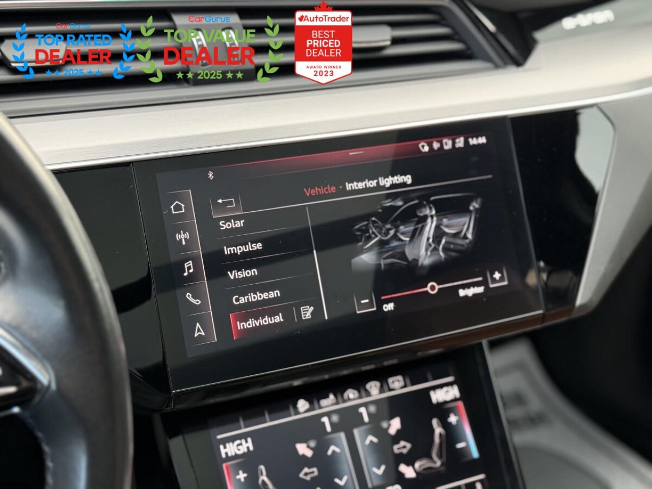 2019 Audi E-Tron TECHNIK | B&O | HUD | PANO | LOADED Photo