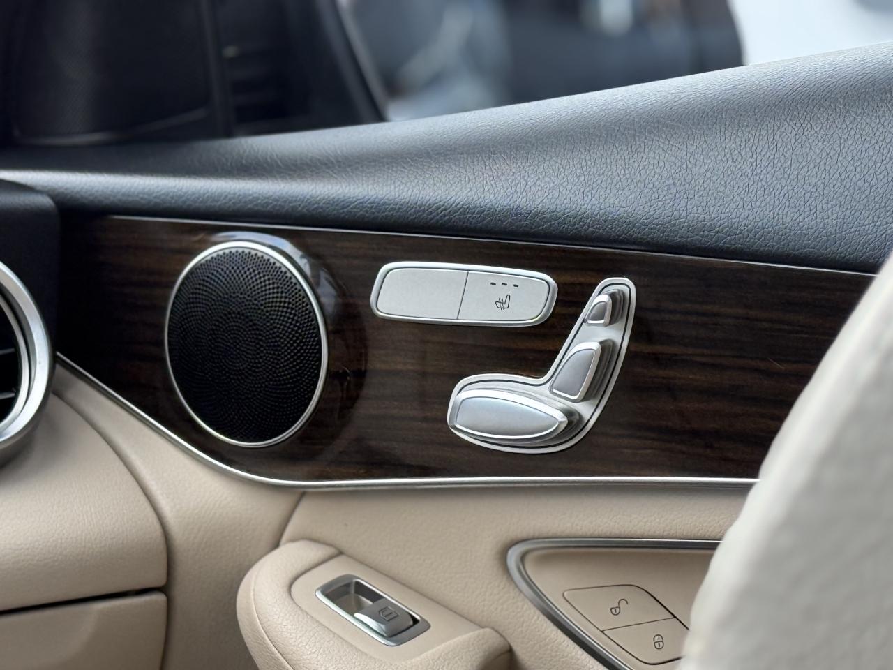 2017 Mercedes-Benz GLC-Class 300 | PREMIUM | PANO | NAVI | LOADED Photo