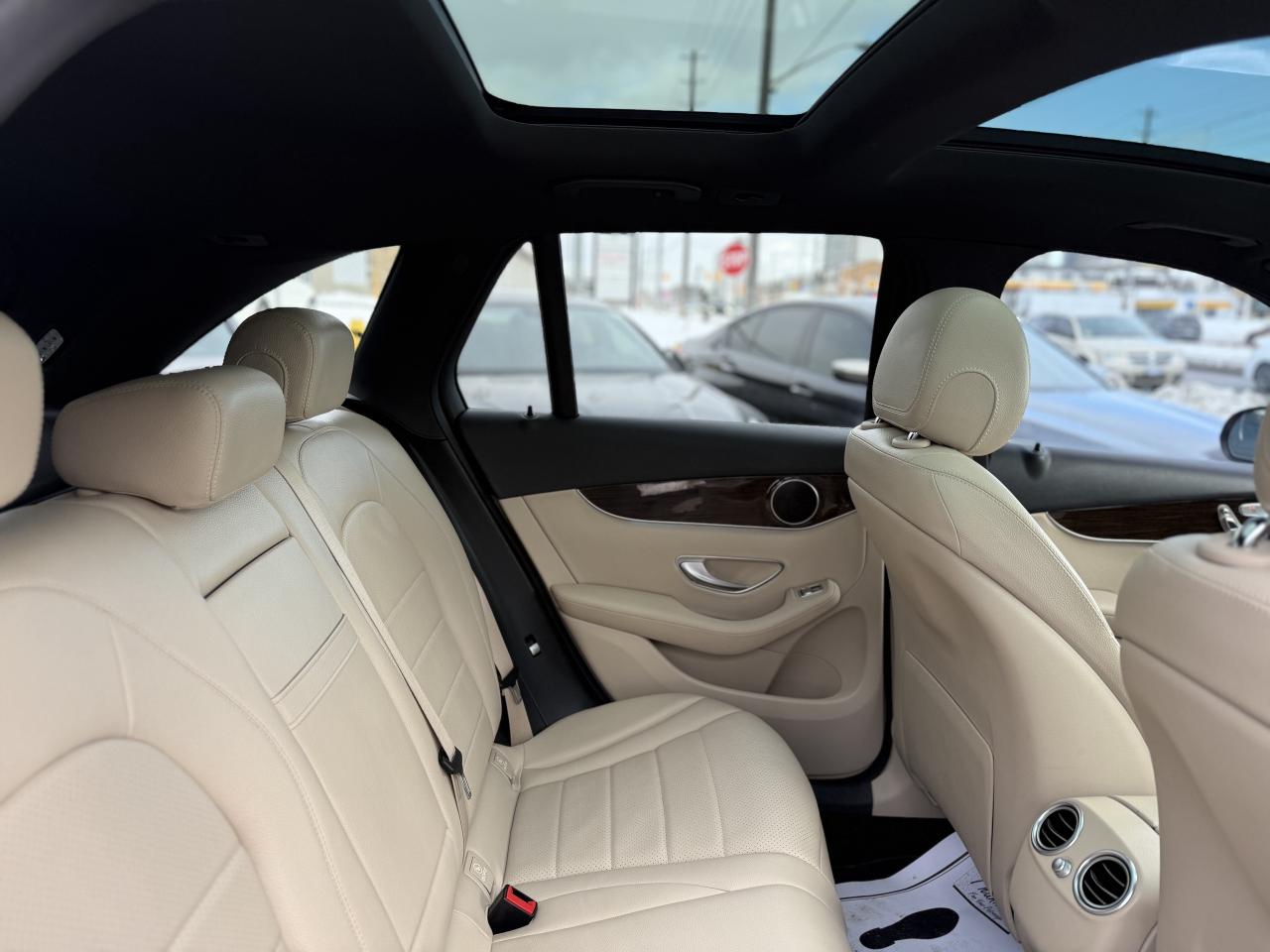 2017 Mercedes-Benz GLC-Class 300 | PREMIUM | PANO | NAVI | LOADED Photo