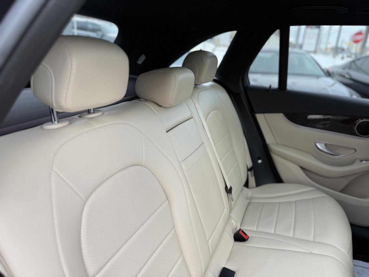 2017 Mercedes-Benz GLC-Class 300 | PREMIUM | PANO | NAVI | LOADED Photo