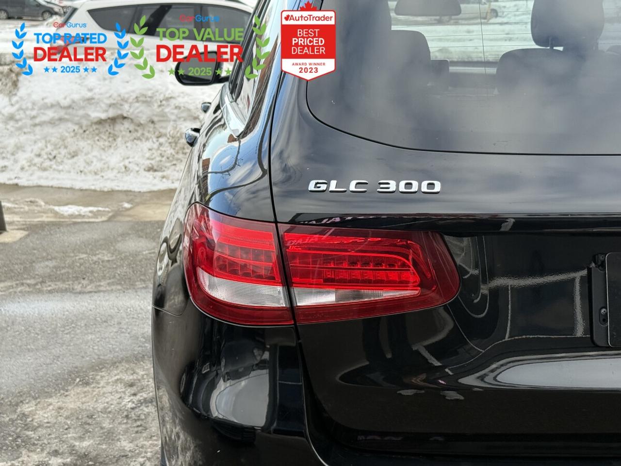 2017 Mercedes-Benz GLC-Class 300 | PREMIUM | PANO | NAVI | LOADED Photo