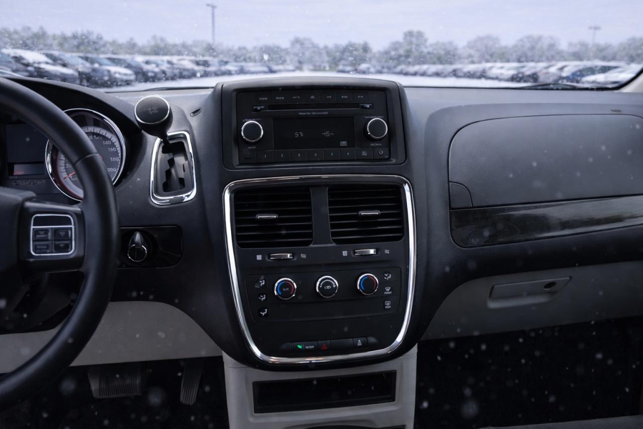 2019 Dodge Grand Caravan SXT Photo