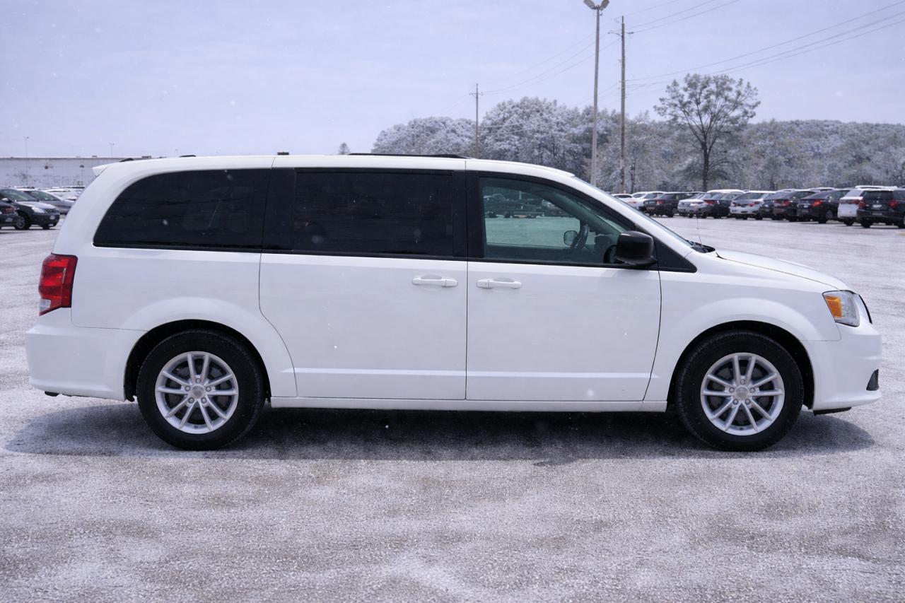 2019 Dodge Grand Caravan SXT Photo4