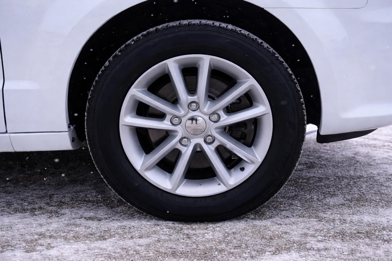 2019 Dodge Grand Caravan SXT Photo