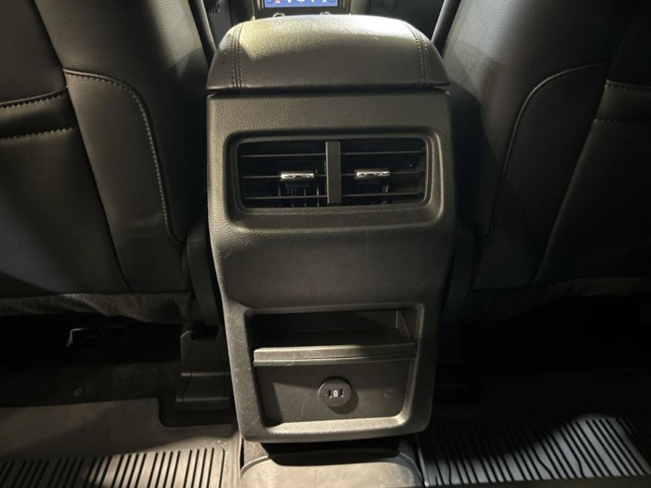 2023 Ford Edge SEL AWD | Leather Seats | No accidents Photo