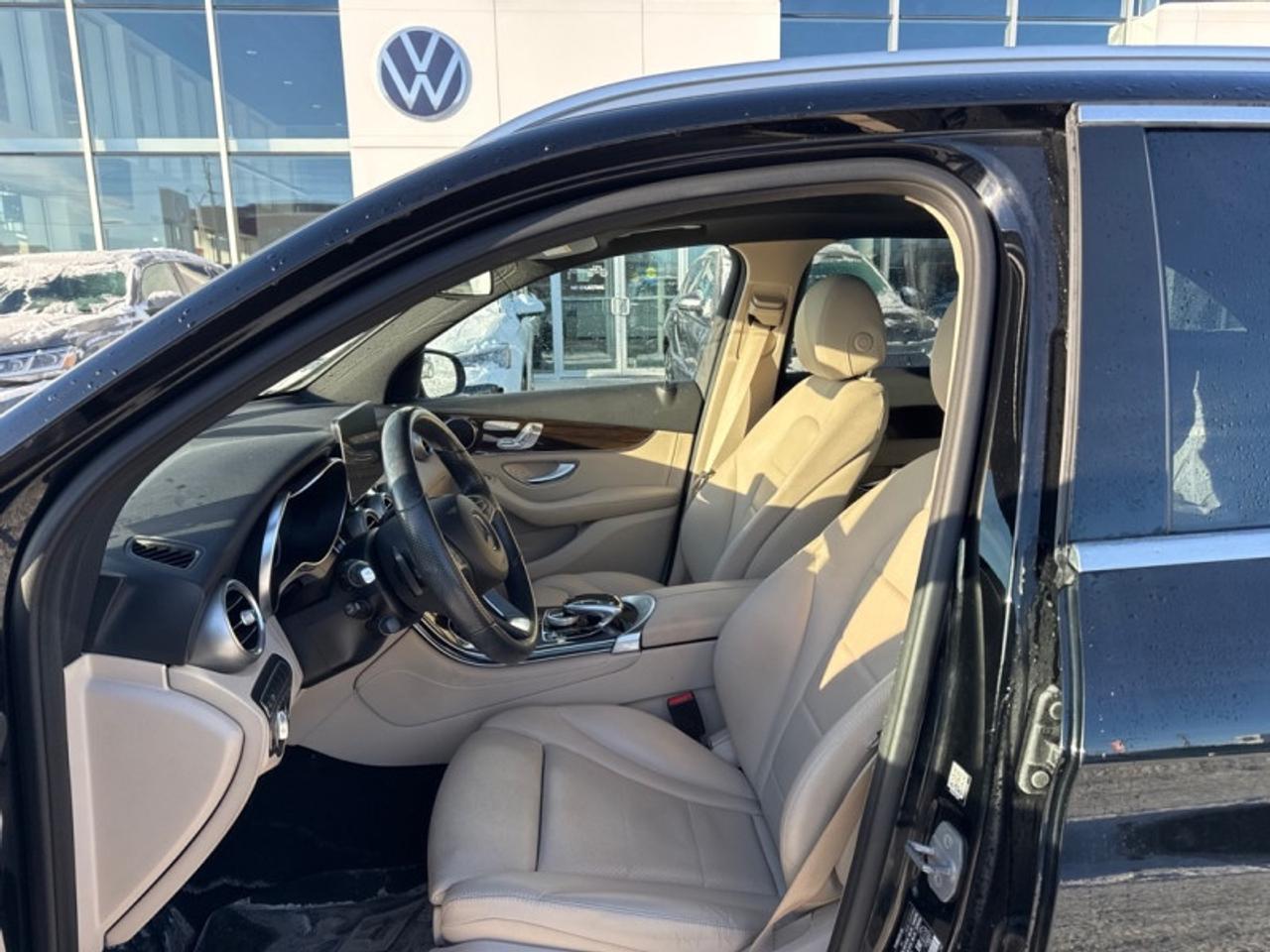 2018 Mercedes-Benz GLC 350e 4MATIC SUV  - Navigation Photo