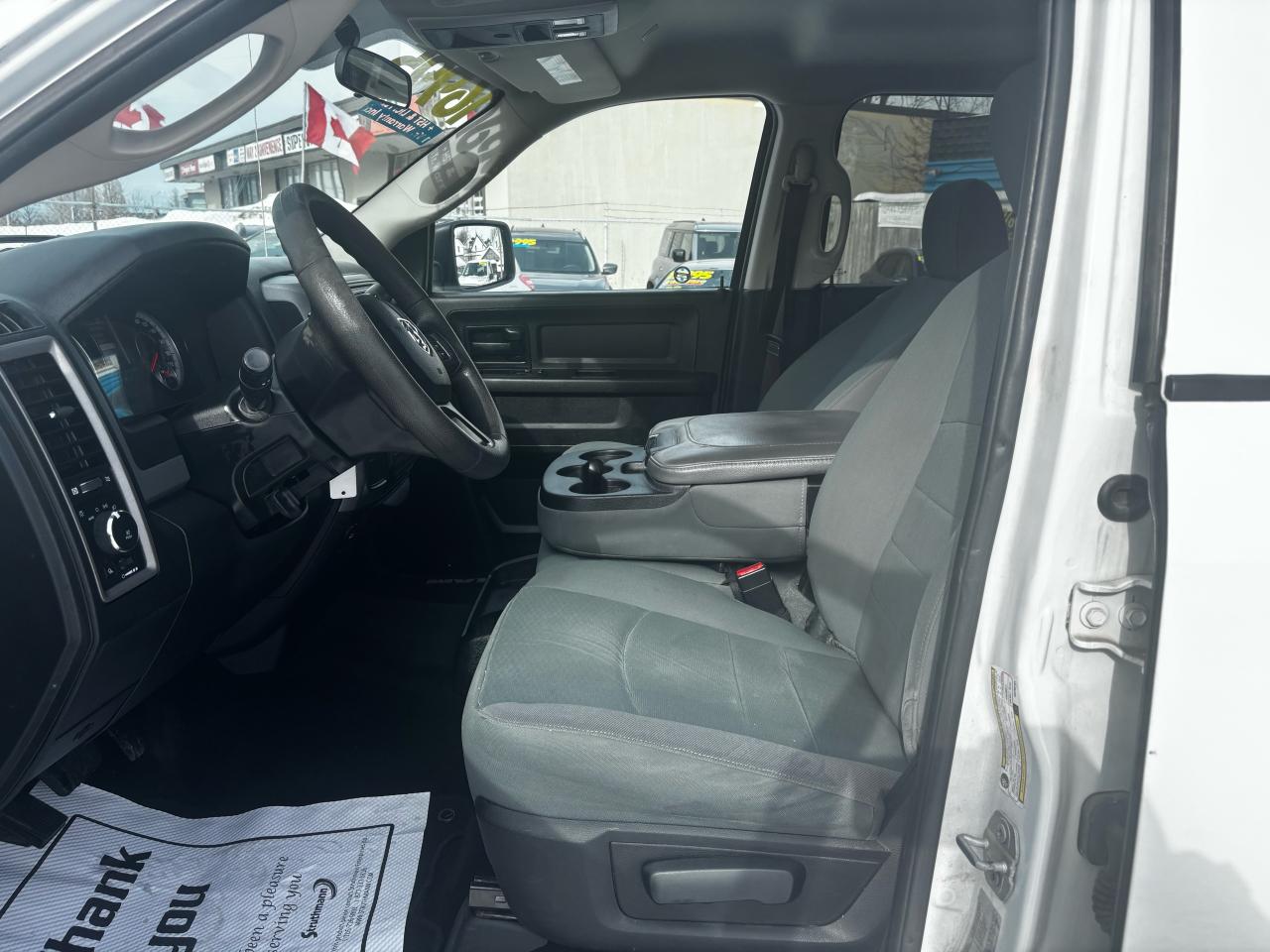 2017 RAM 1500 Express, Full Crew Cab, 4 Wheel Drive, HEMI,5.5 Ft Photo