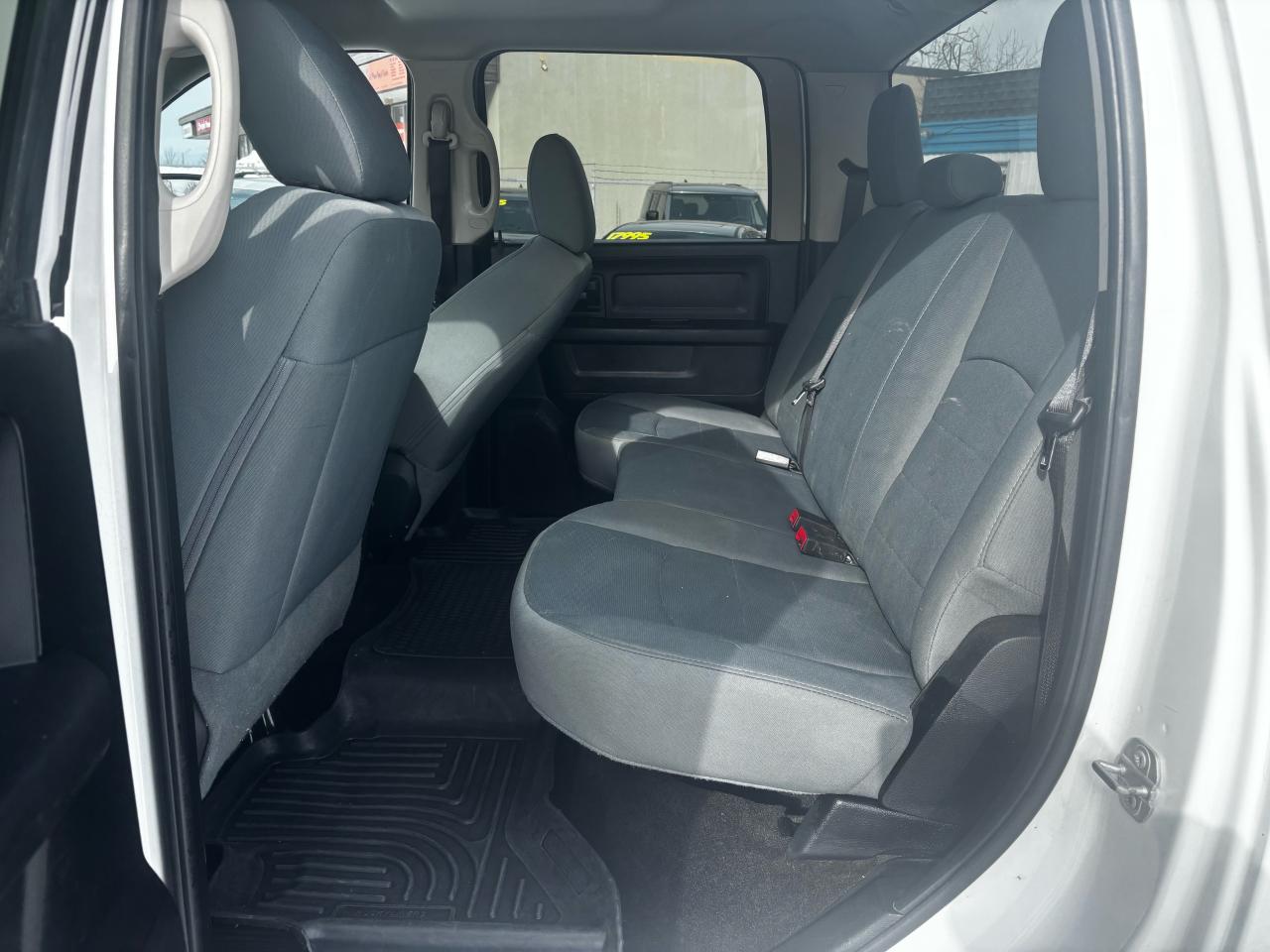 2017 RAM 1500 Express, Full Crew Cab, 4 Wheel Drive, HEMI,5.5 Ft Photo