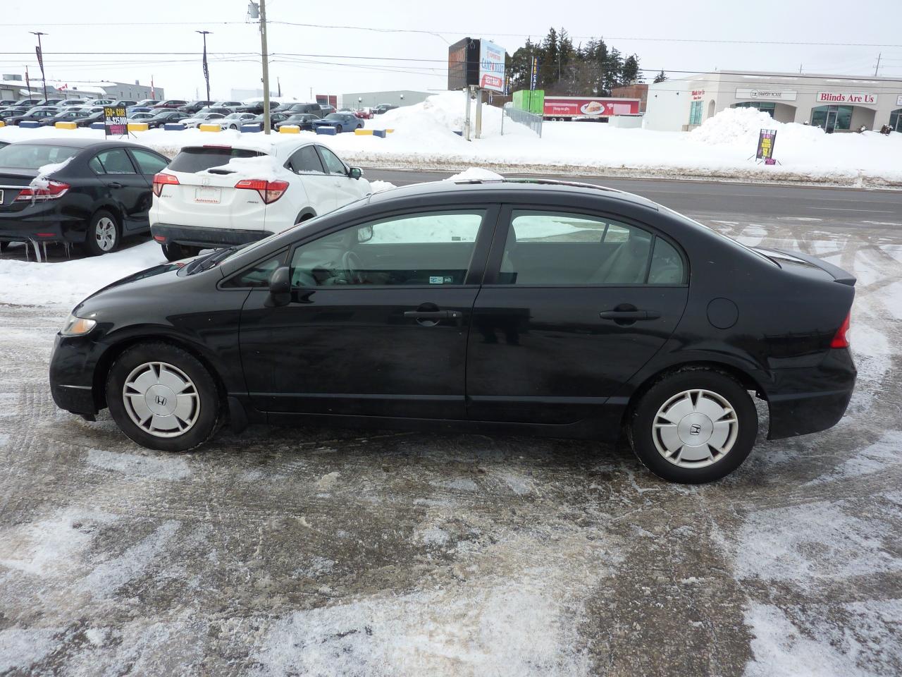 2009 Honda Civic DX-G Photo