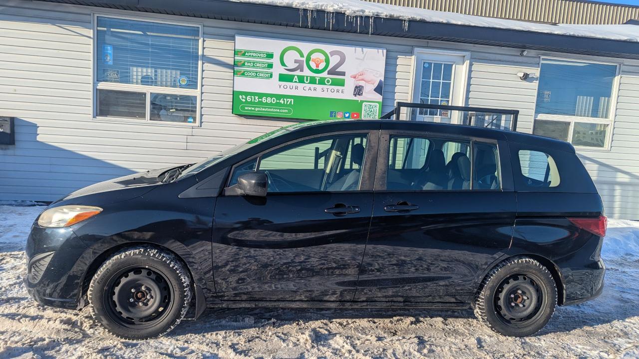 2017 Mazda MAZDA5 GS--ONE OWNER/LOW MILEAGE-- Photo