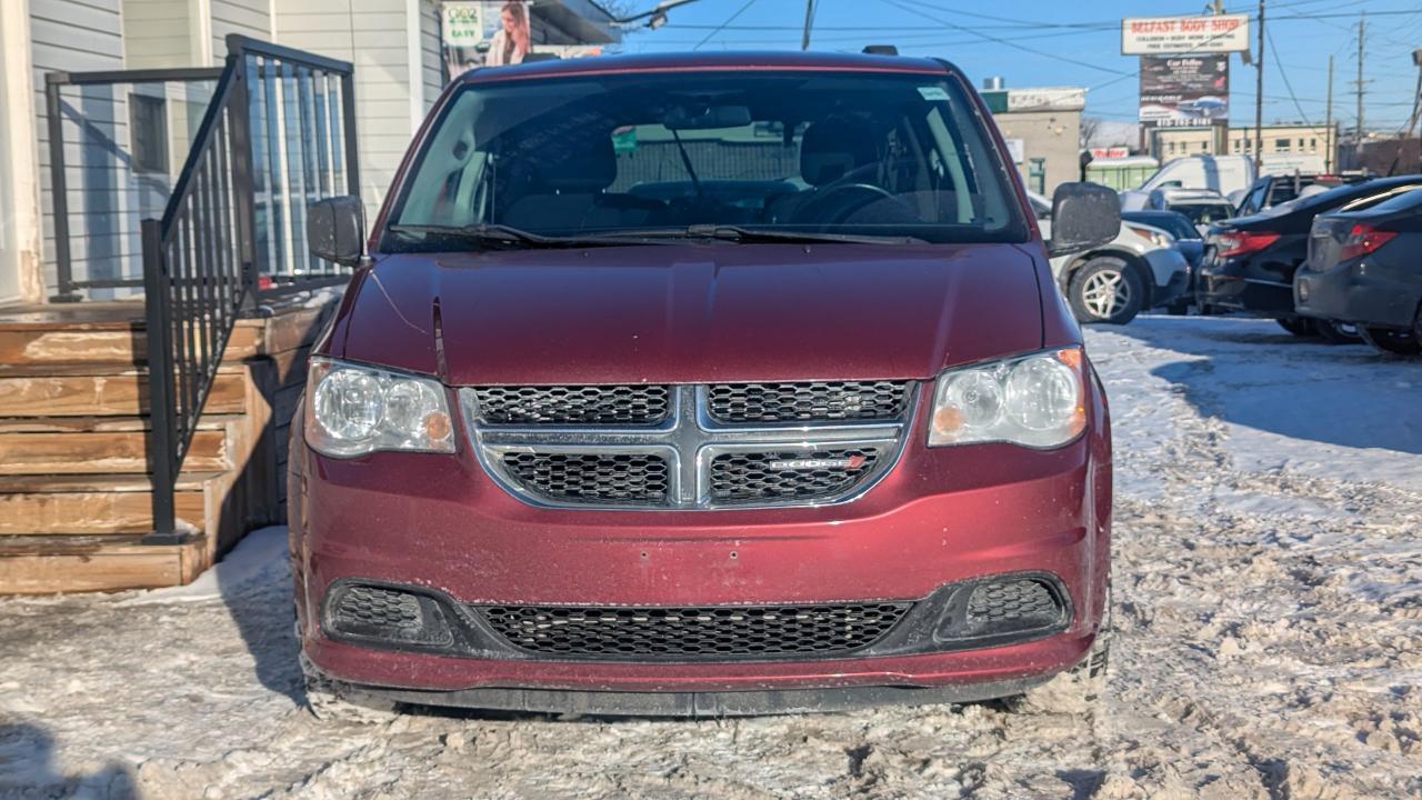 2015 Dodge Grand Caravan SXT-- ONE OWNER-- NO ACCIDENTS-- 2 SETS OF TIRES-- Photo