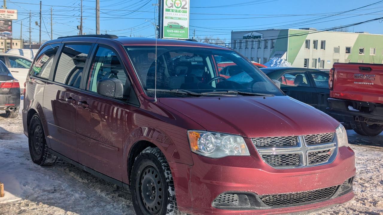 2015 Dodge Grand Caravan SXT-- ONE OWNER-- NO ACCIDENTS-- 2 SETS OF TIRES-- Photo2