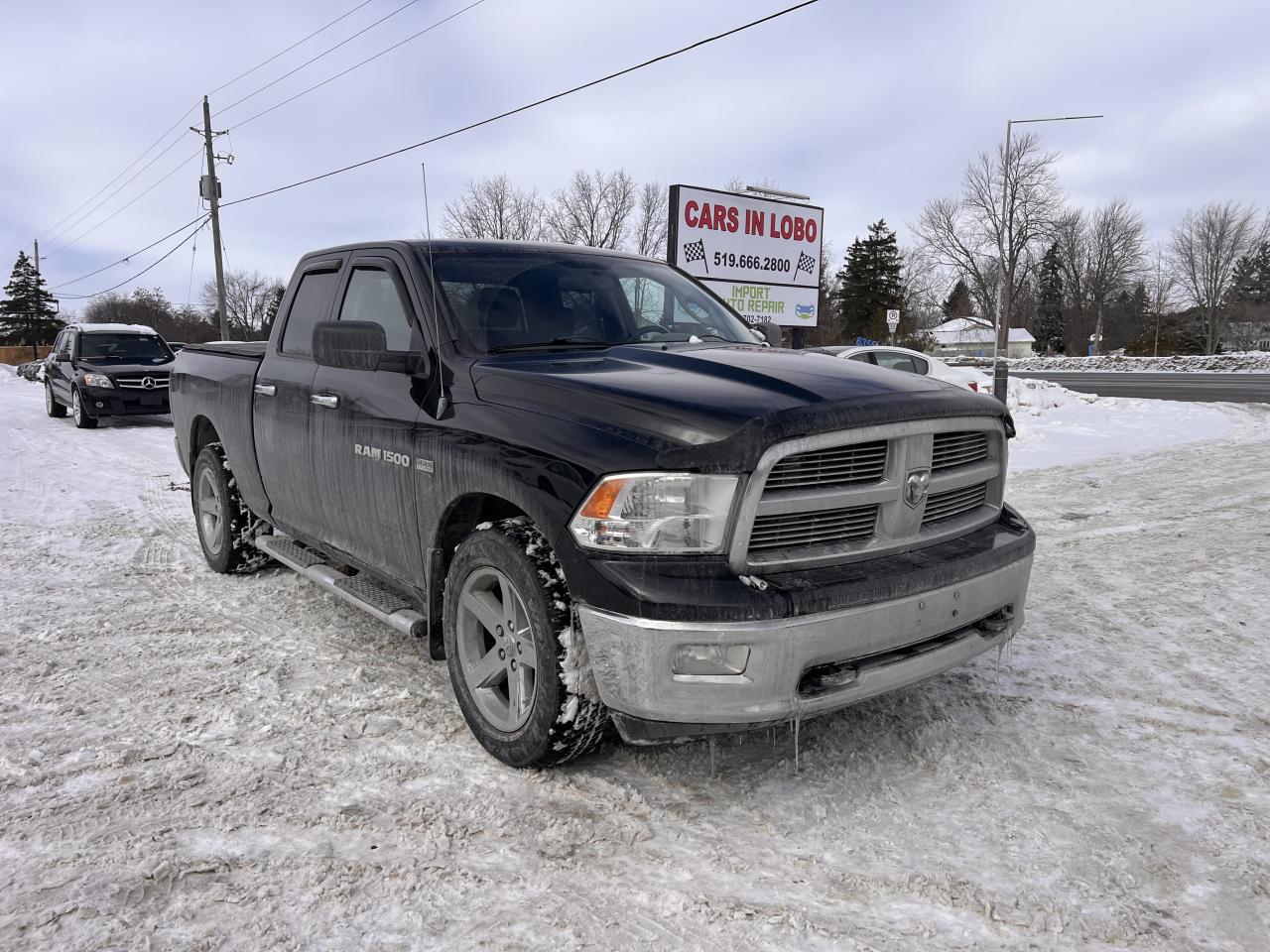 2011 RAM 1500 Big Horn 4X4 5.7L HEMI Photo0