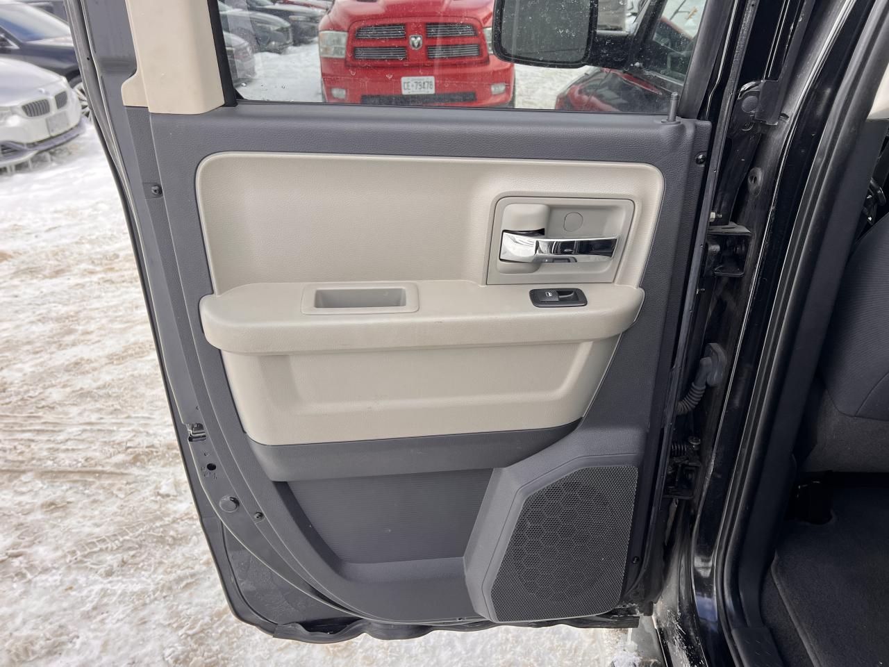 2011 RAM 1500 Big Horn 4X4 5.7L HEMI Photo