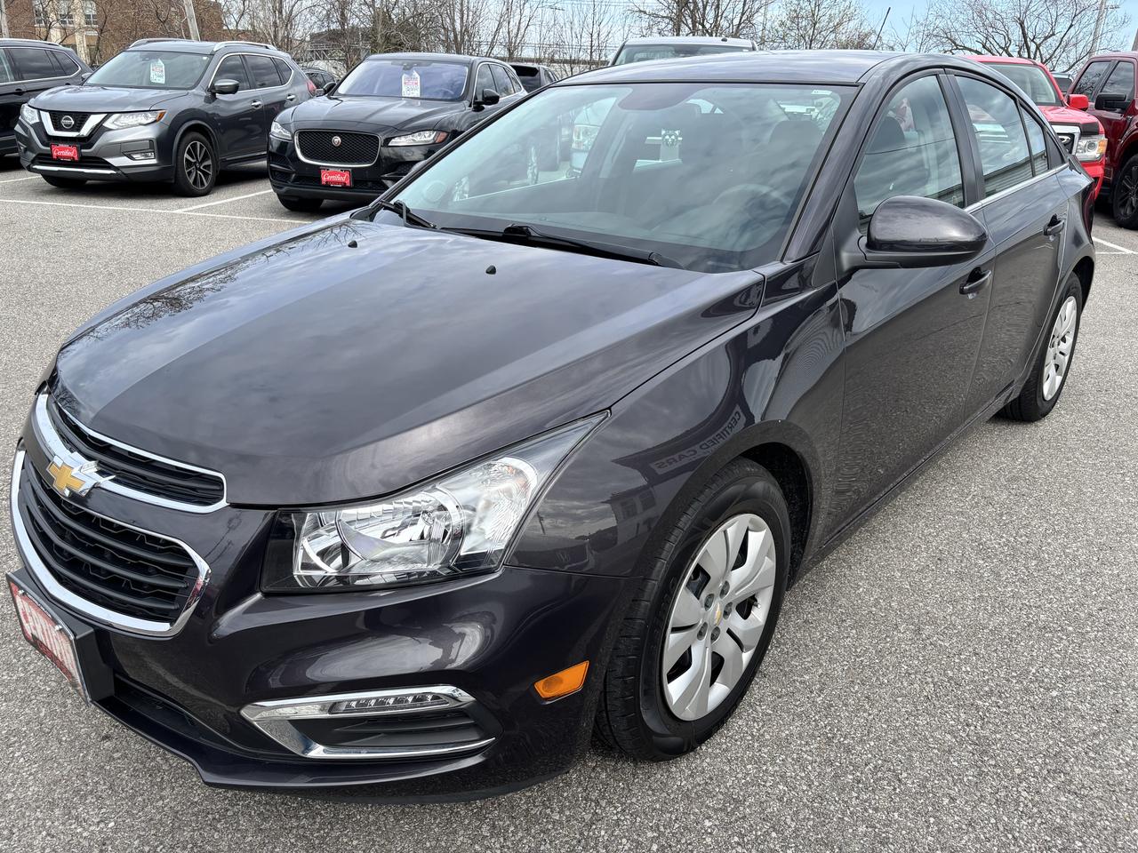 2015 Chevrolet Cruze 1LT ** ONLY 25,000KM, 1OWNER?? ** Photo2