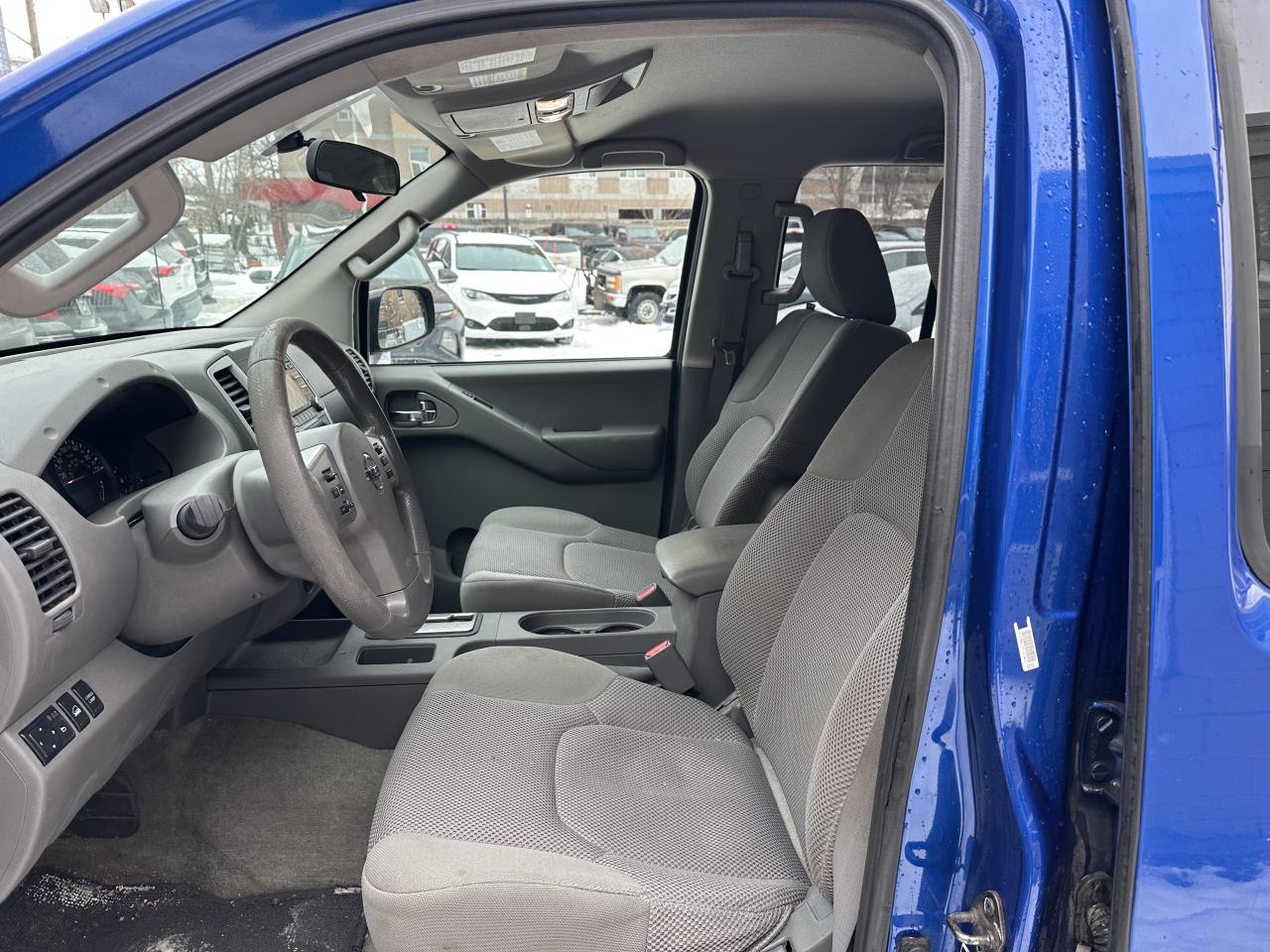 2014 Nissan Frontier SV Photo