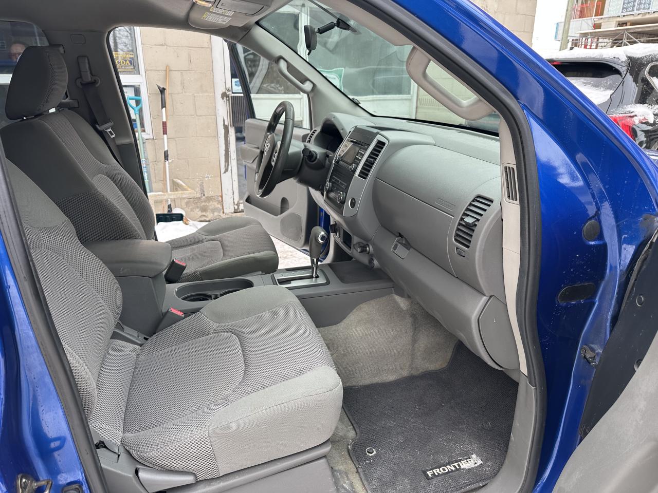 2014 Nissan Frontier SV Photo