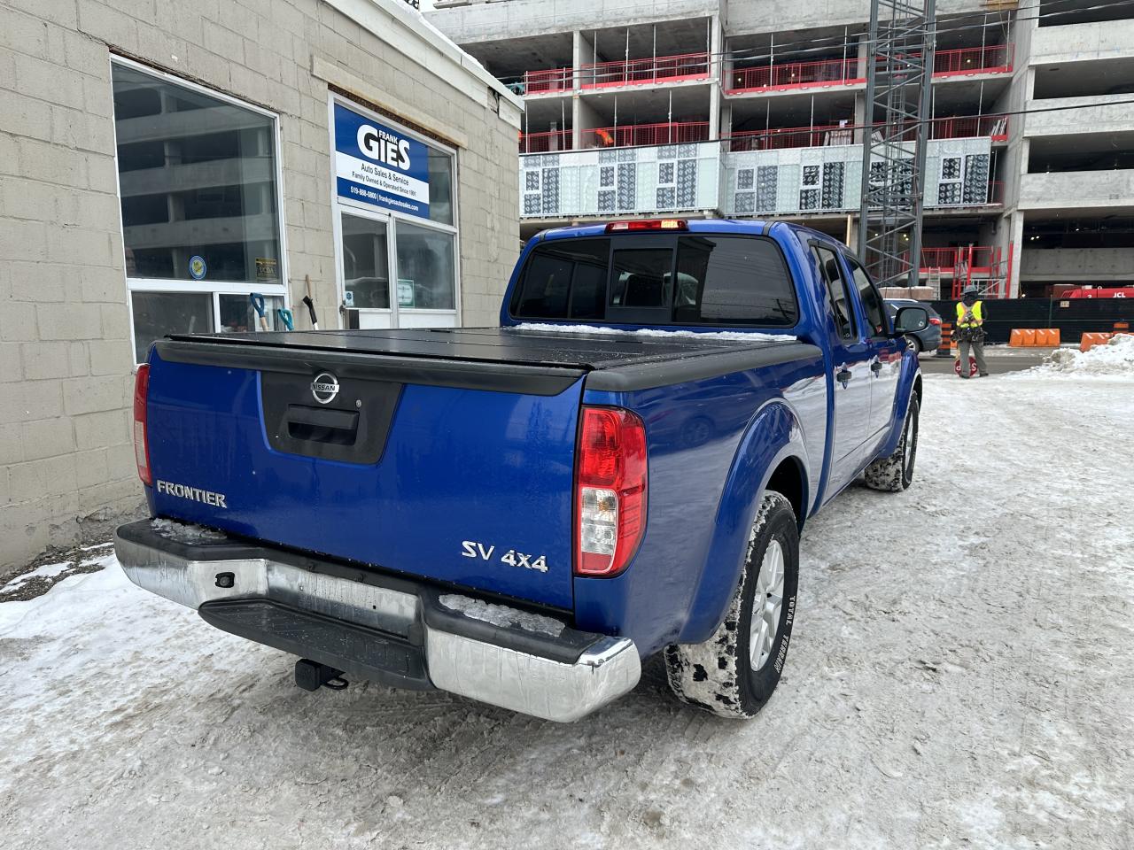 2014 Nissan Frontier SV Photo2