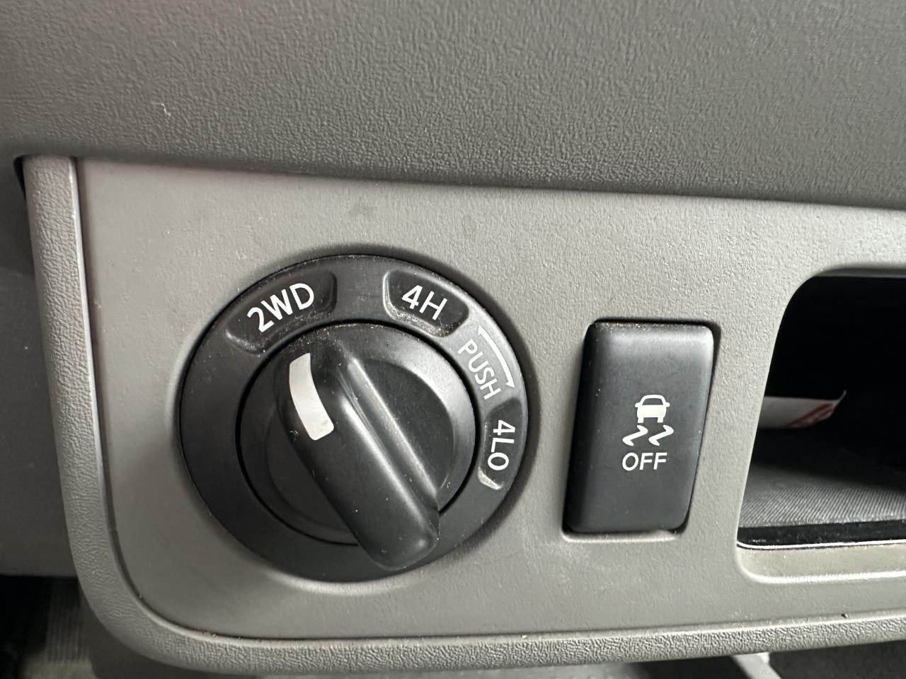 2014 Nissan Frontier SV Photo