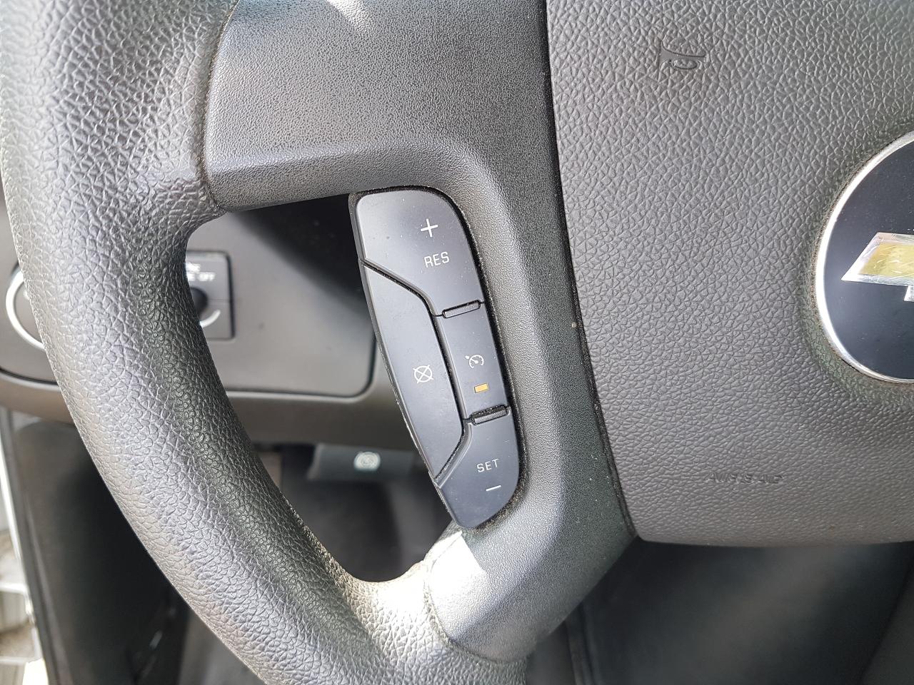 2023 Chevrolet Express Commercial Cutaway 3500 Cube Van *16FT UNICELL BOX* Photo