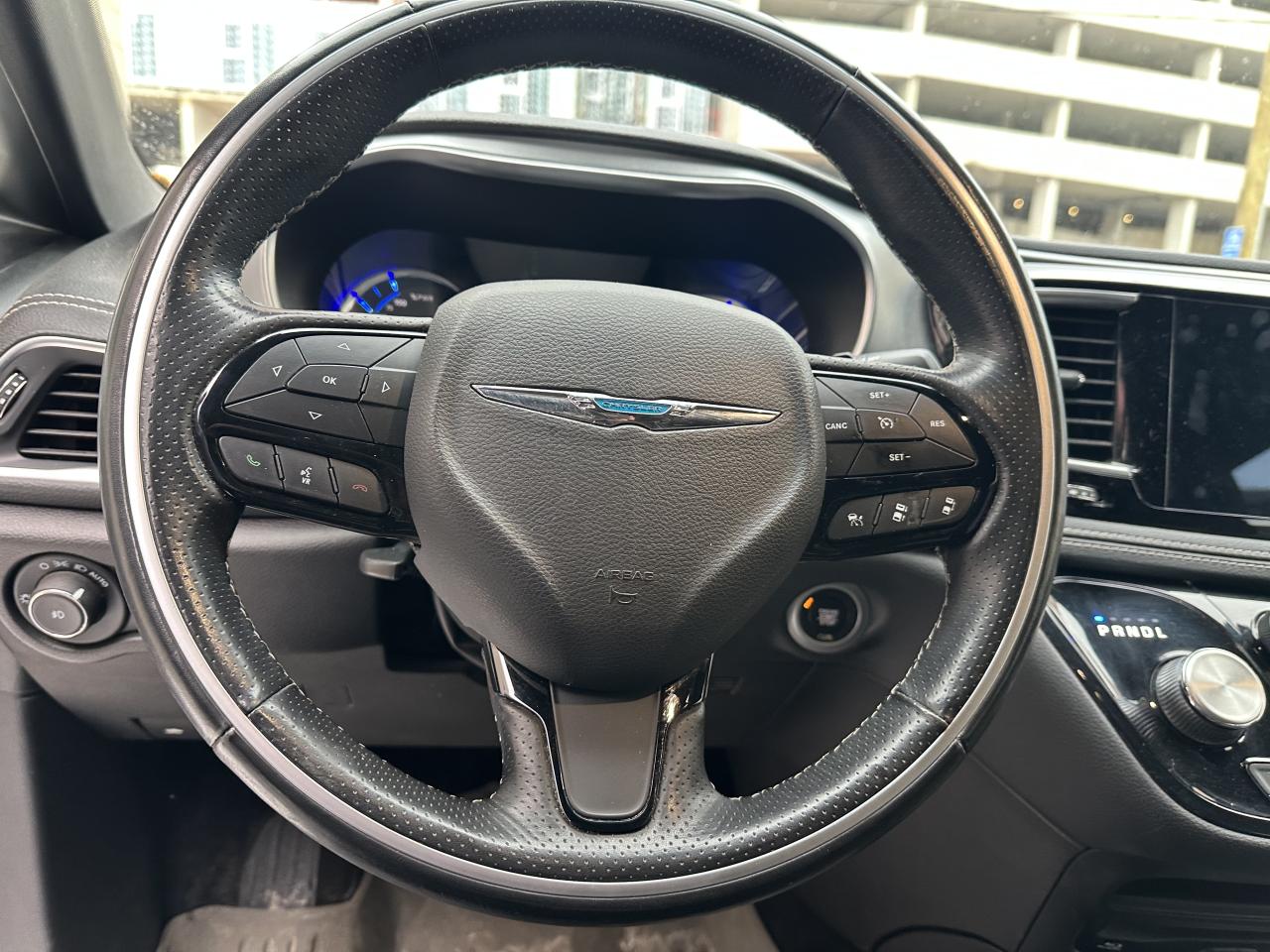 2020 Chrysler Pacifica Hybrid Limited Photo