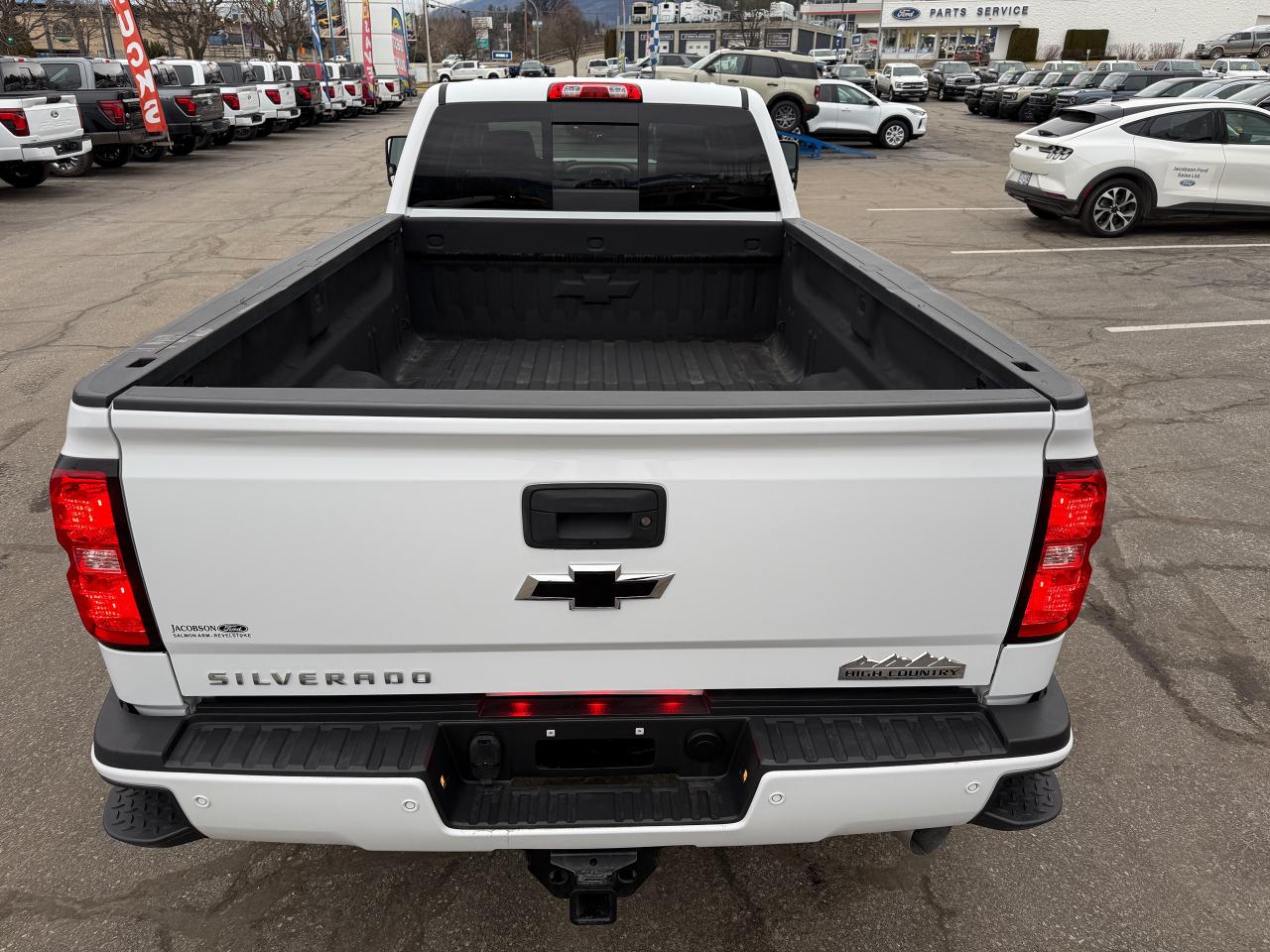 2018 Chevrolet Silverado 3500HD Built After Aug 14 High Country Photo4