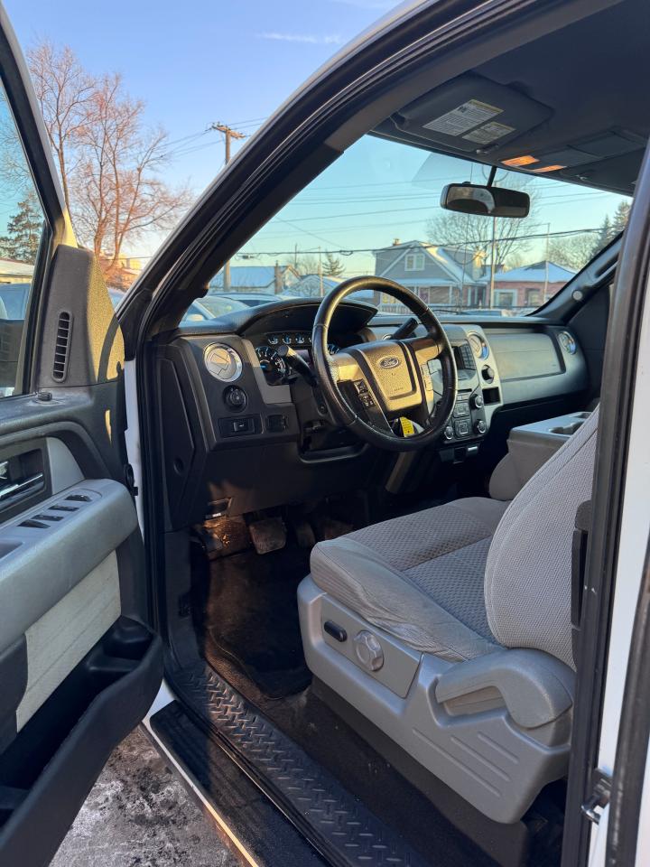 2013 Ford F-150 XLT | 4x4 | CERTIFIED | 42 SERVICE RECORDS Photo