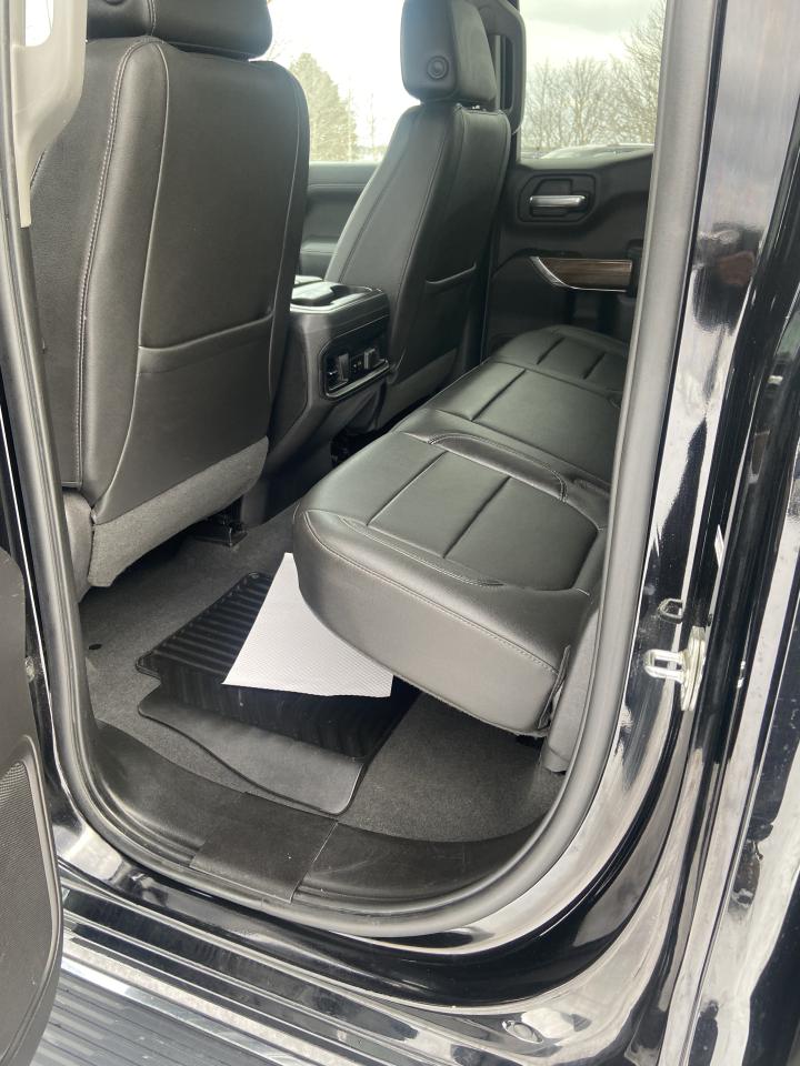 2019 Chevrolet Silverado 1500 RST Photo13