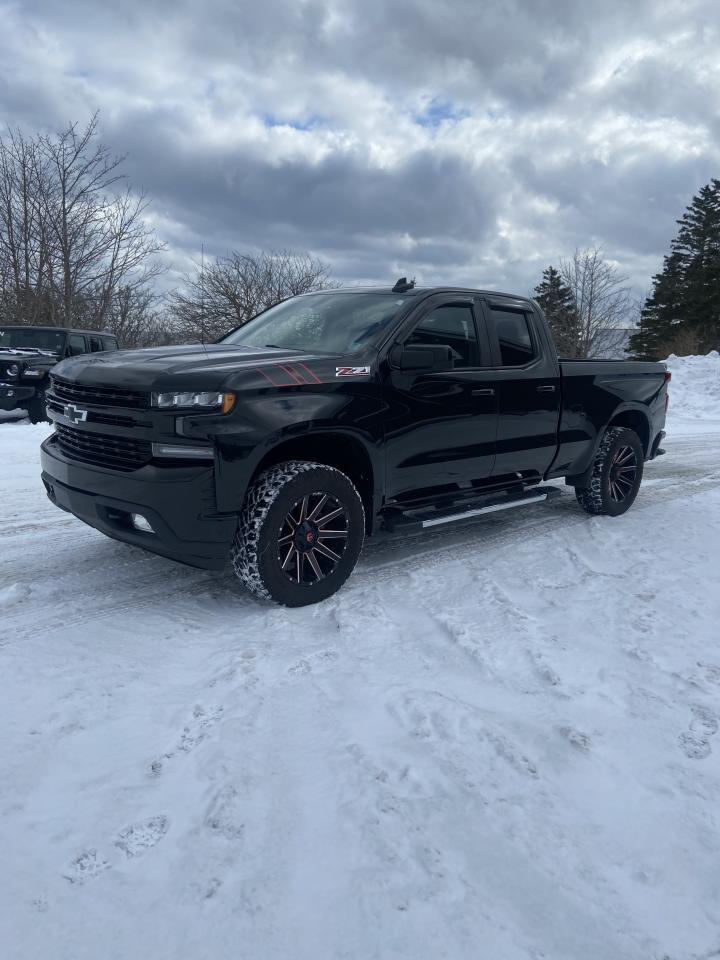 2019 Chevrolet Silverado 1500 RST Photo1