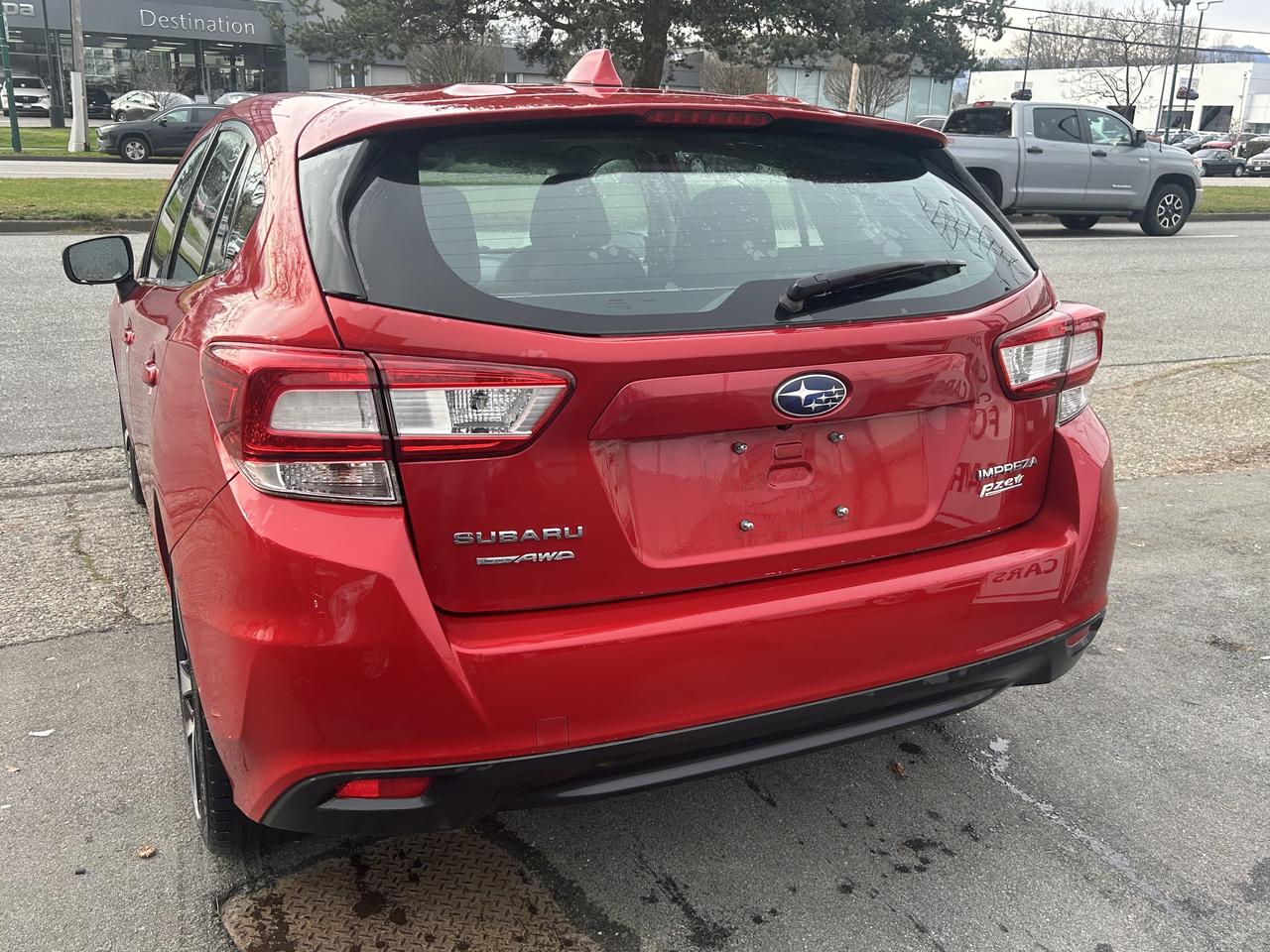 2017 Subaru Impreza Sport-tech - Photo #3