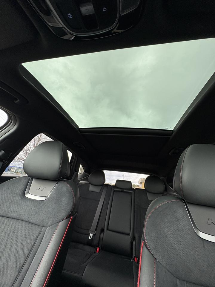 2026 Hyundai Tucson N LINE HEV Photo