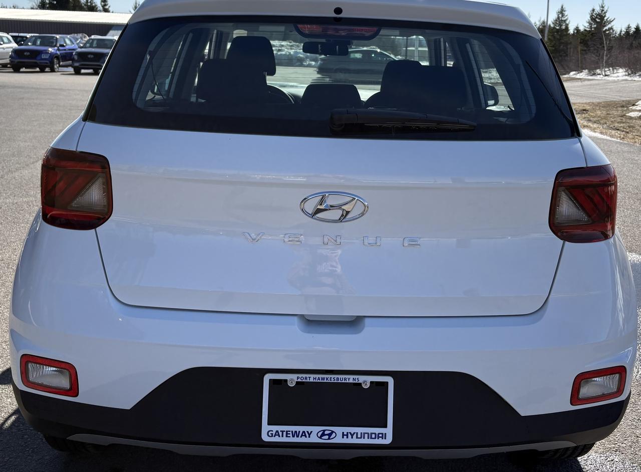2026 Hyundai Venue Essential Photo