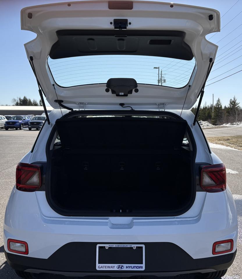 2026 Hyundai Venue Essential Photo