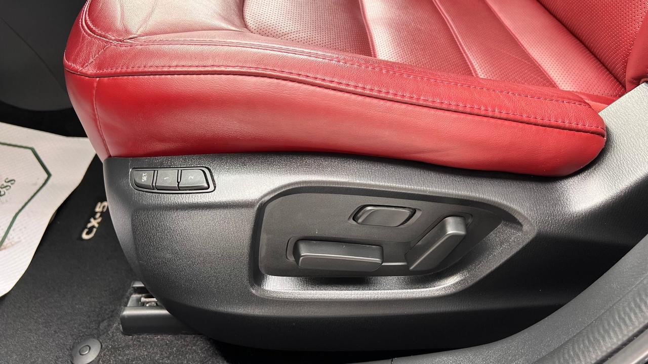 2023 Mazda CX-5 Kuro Edition AWD NO ACCIDENTS FACTORY WARRANTY Photo