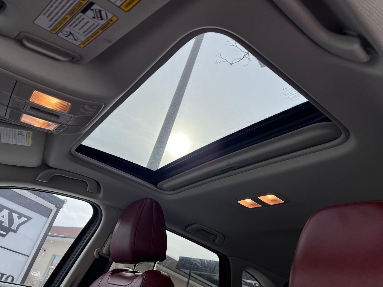 2023 Mazda CX-5 Kuro Edition AWD NO ACCIDENTS FACTORY WARRANTY Photo