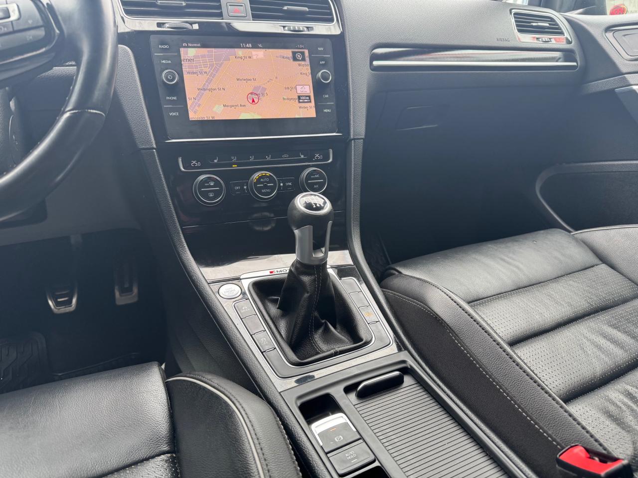 2018 Volkswagen Golf R 2.0 TSI Accident Free | AWD 4Motion | Manual Photo