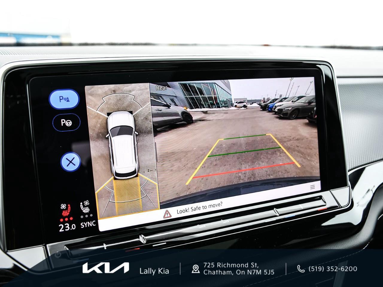 2026 Volkswagen Atlas Cross Sport 2.0 TSI Execline New Arrival | Clean CarFax | Leather | Roof | Nav Photo