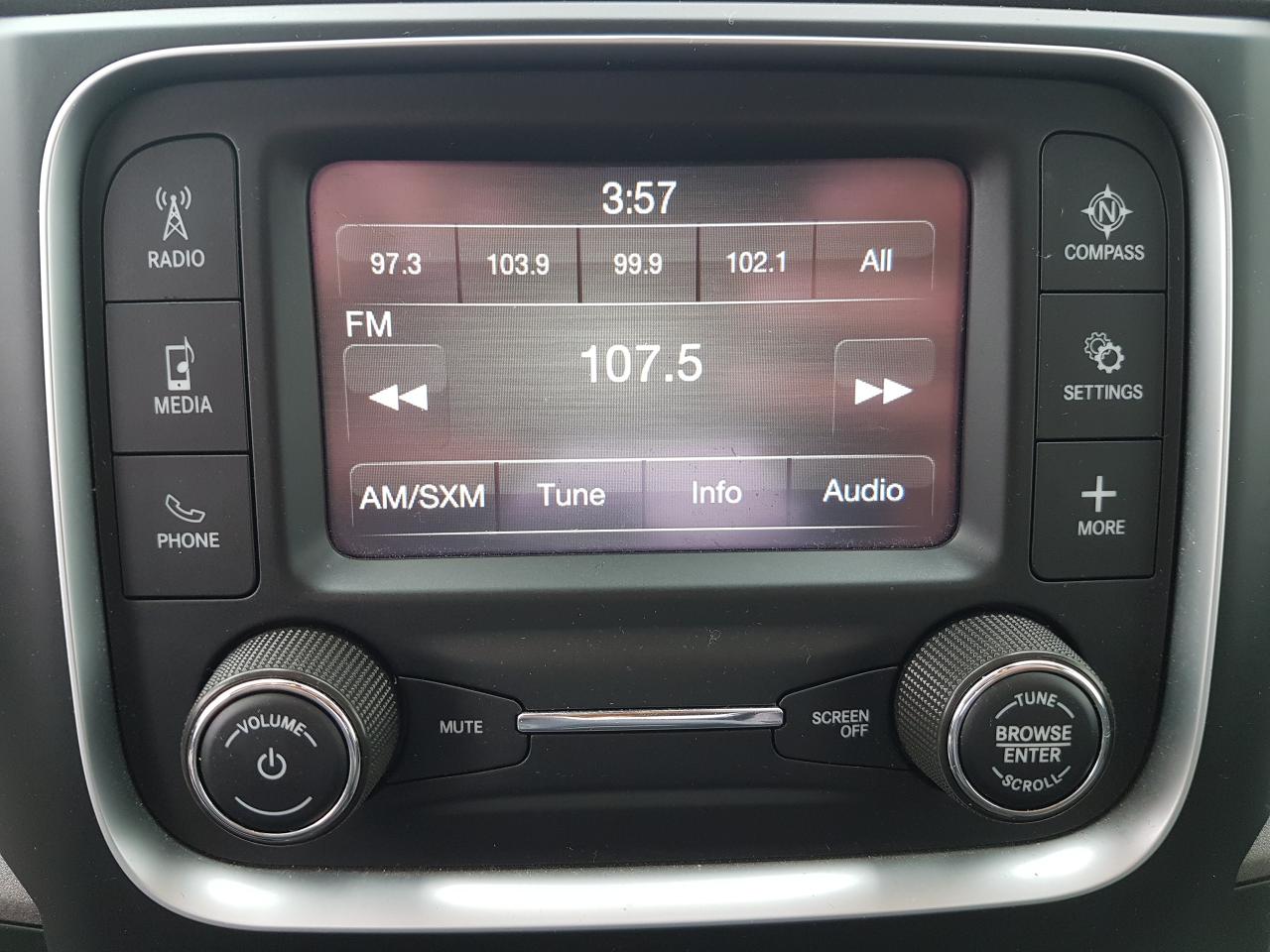 2022 RAM 1500 Classic Express Quad Cab 4x4 Photo