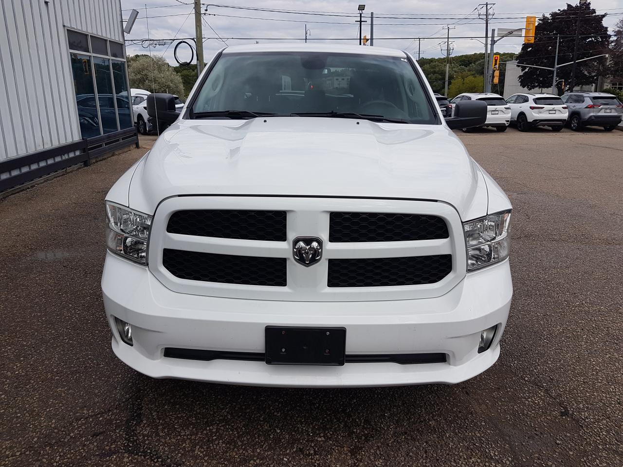 2022 RAM 1500 Classic Express Quad Cab 4x4 Photo