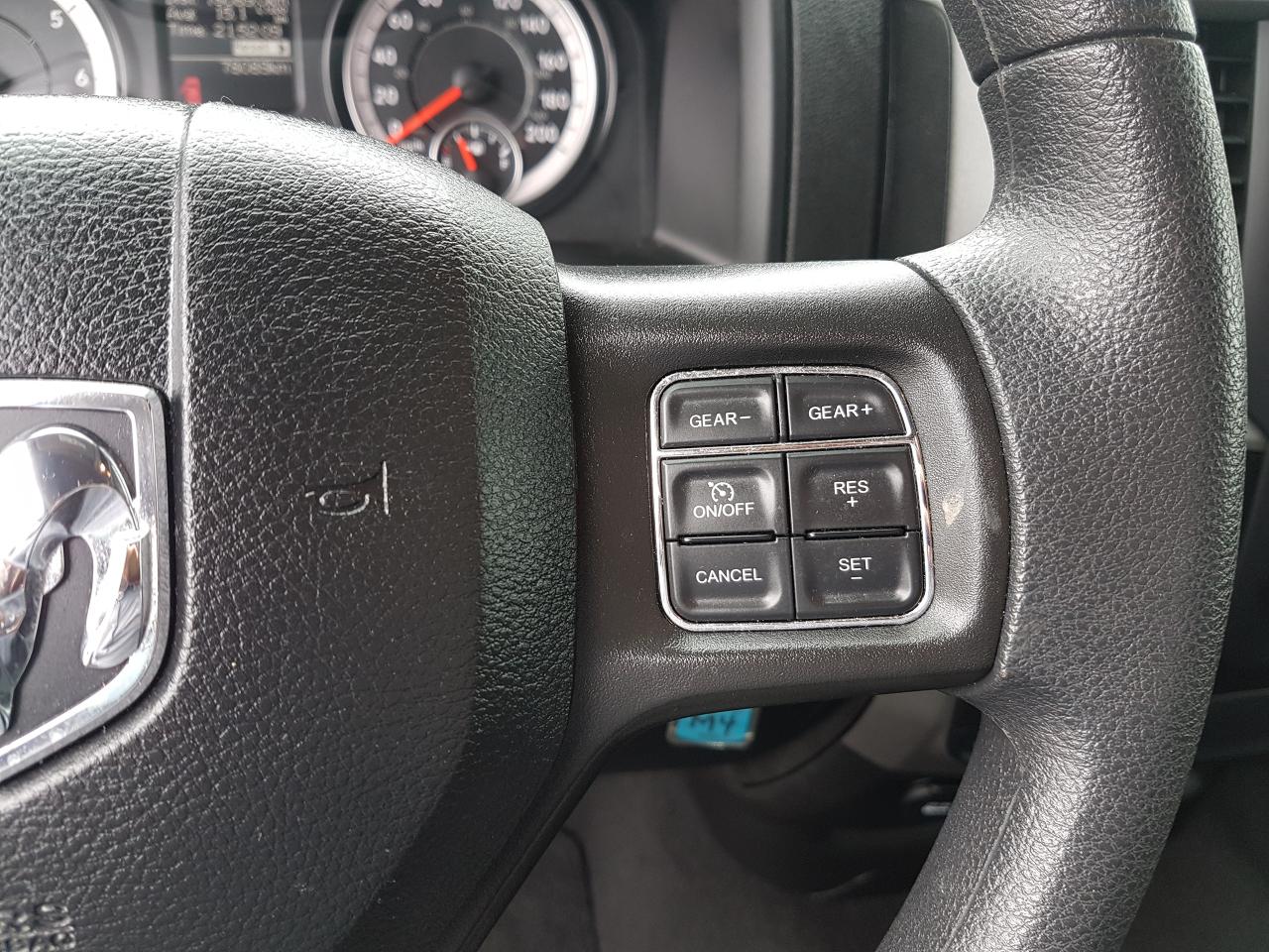 2022 RAM 1500 Classic Express Quad Cab 4x4 Photo