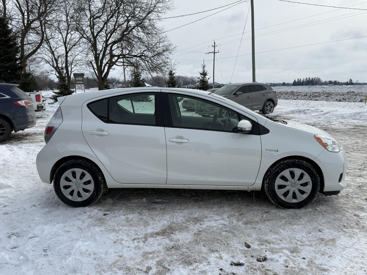 2014 Toyota Prius c LOW KM | BLUETOOTH | NO ACCIDENTS Photo