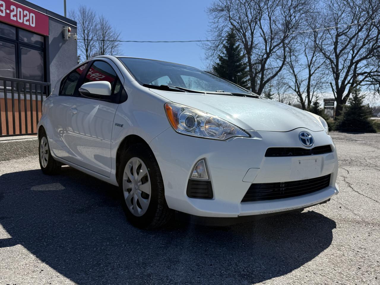2014 Toyota Prius c LOW KM | BLUETOOTH | NO ACCIDENTS Photo