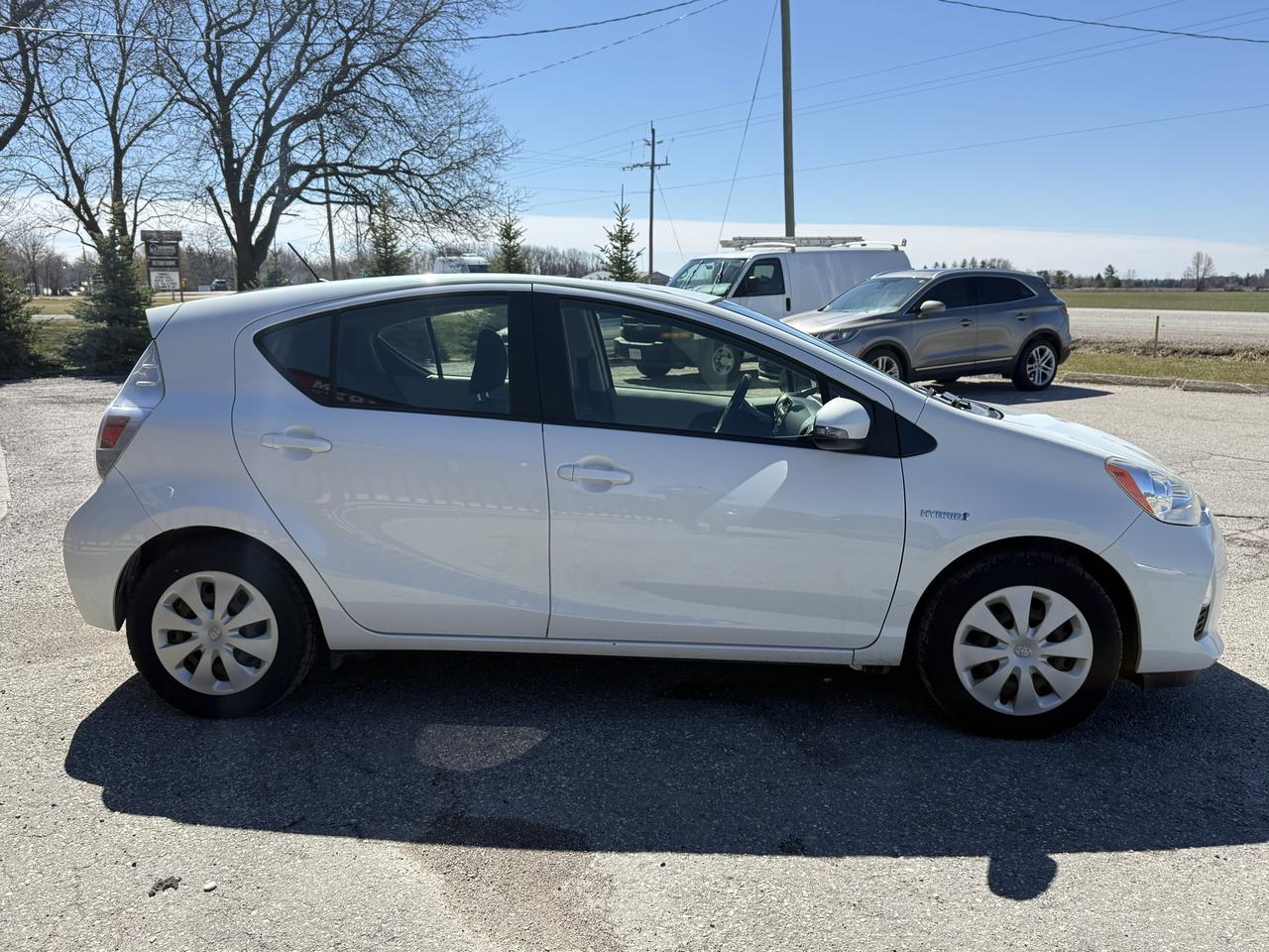 2014 Toyota Prius c LOW KM | BLUETOOTH | NO ACCIDENTS Photo