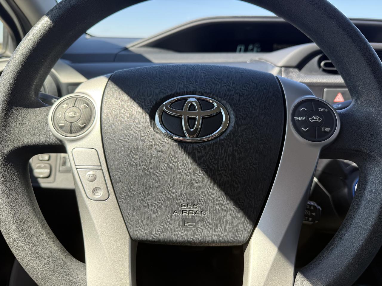 2014 Toyota Prius c LOW KM | BLUETOOTH | NO ACCIDENTS Photo