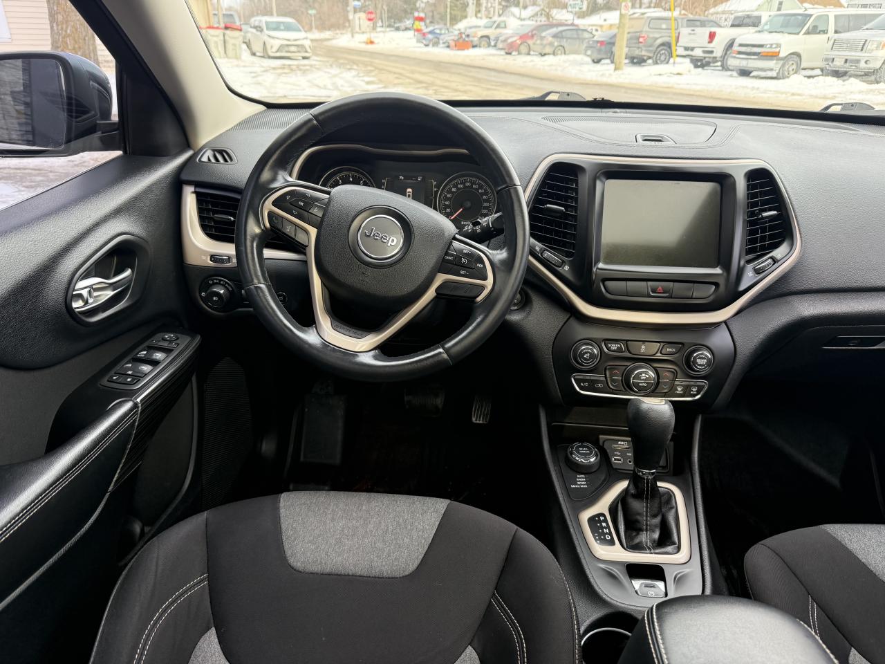 2014 Jeep Cherokee North Photo