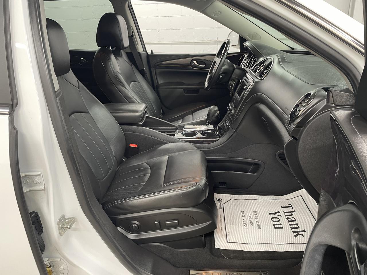 2017 Buick Enclave FWD 4dr Leather Photo