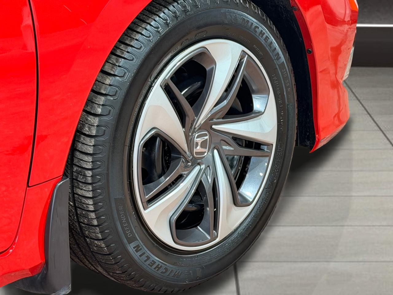 2019 Honda Civic LX+Camera+Adaptive Cruise+CLEAN CARFAX Photo52