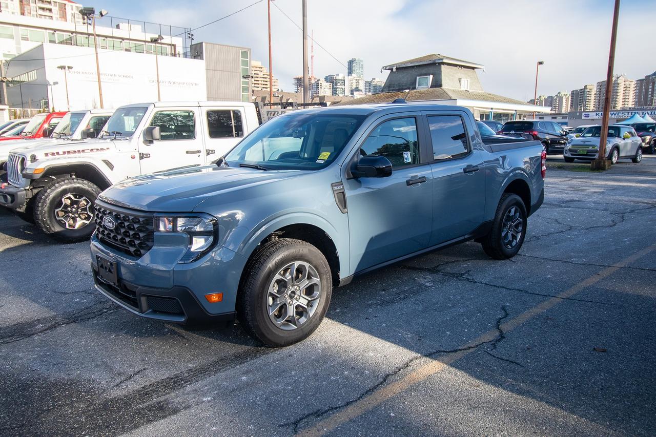 2025 Ford Maverick XLT AWD SuperCrew Hybrid Photo1