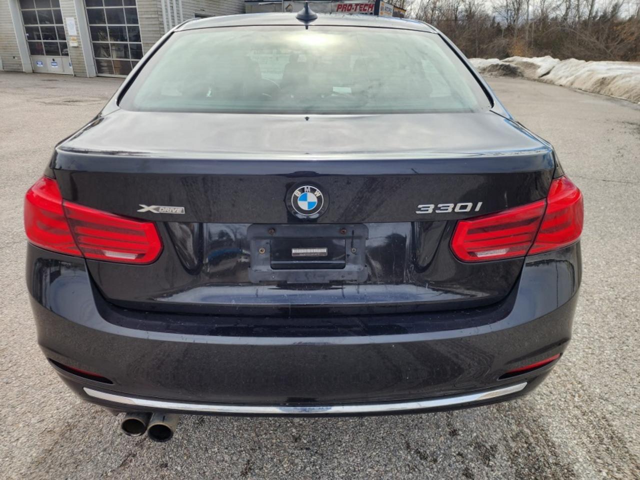 2017 BMW 3 Series * AWD * NO ACCIDENTS 330I XDRIVE * SOUTH AFRICA Photo